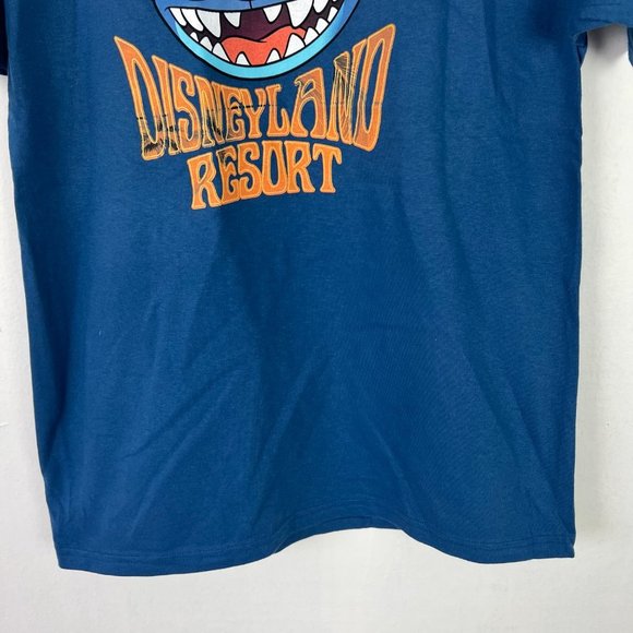 NWT Disneyland Resort Stitch Graphic T-Shirt Short Sleeves Tee Size Medium M - Picture 4 of 11